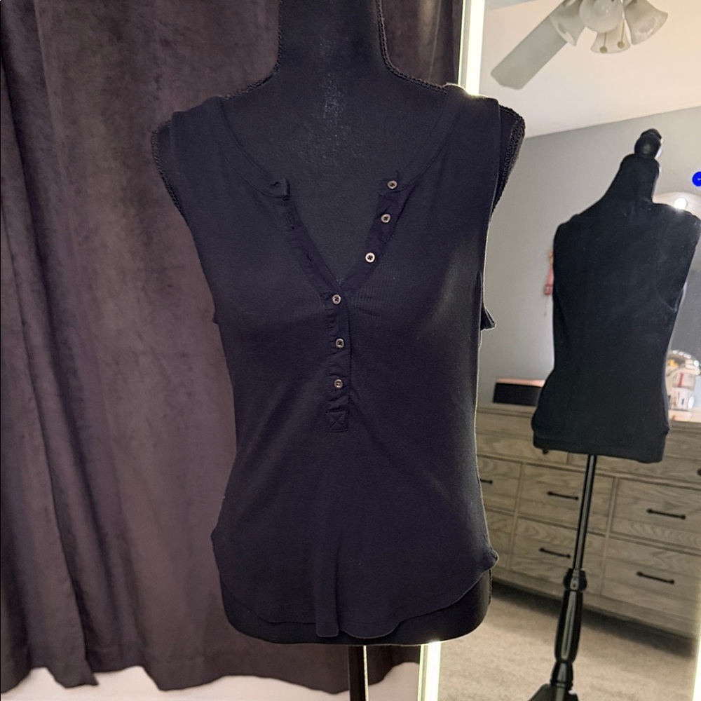 Pilcro Tank Top - Picture 4 of 15